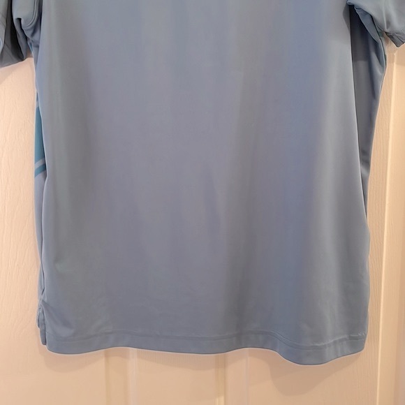 ⭐️SOLD- Men’s Under Armour Blue Striped Regular Heatgear Polo - size Large - Picture 11 of 12